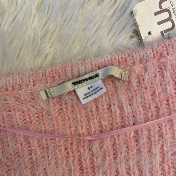 NEW Urban Outfitters Priscilla Pink Fuzzy V Beck pullover sweater women size S - Picture 5 of 9